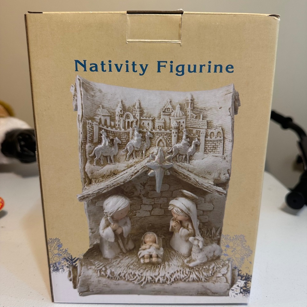 Cracker Barrel Nativity Figurine Unisex OS White Stone Look Christmas Decor